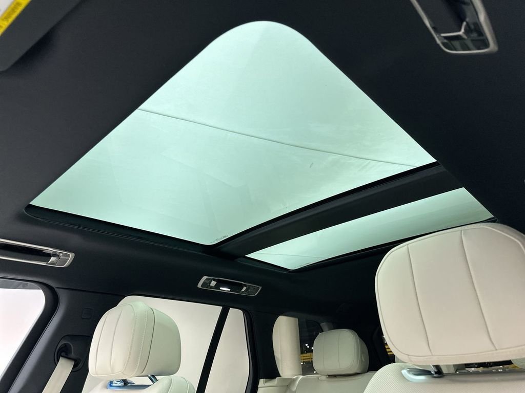 New 2026 Charente Grey Land Rover SE image 11