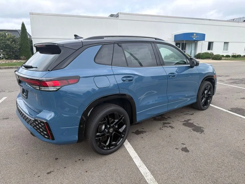 New 2026 Blue Volkswagen 2.0T SE R-Line Black image 3