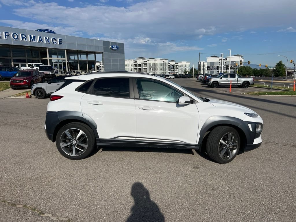 Used 2021 Lunar White Hyundai Limited image 3