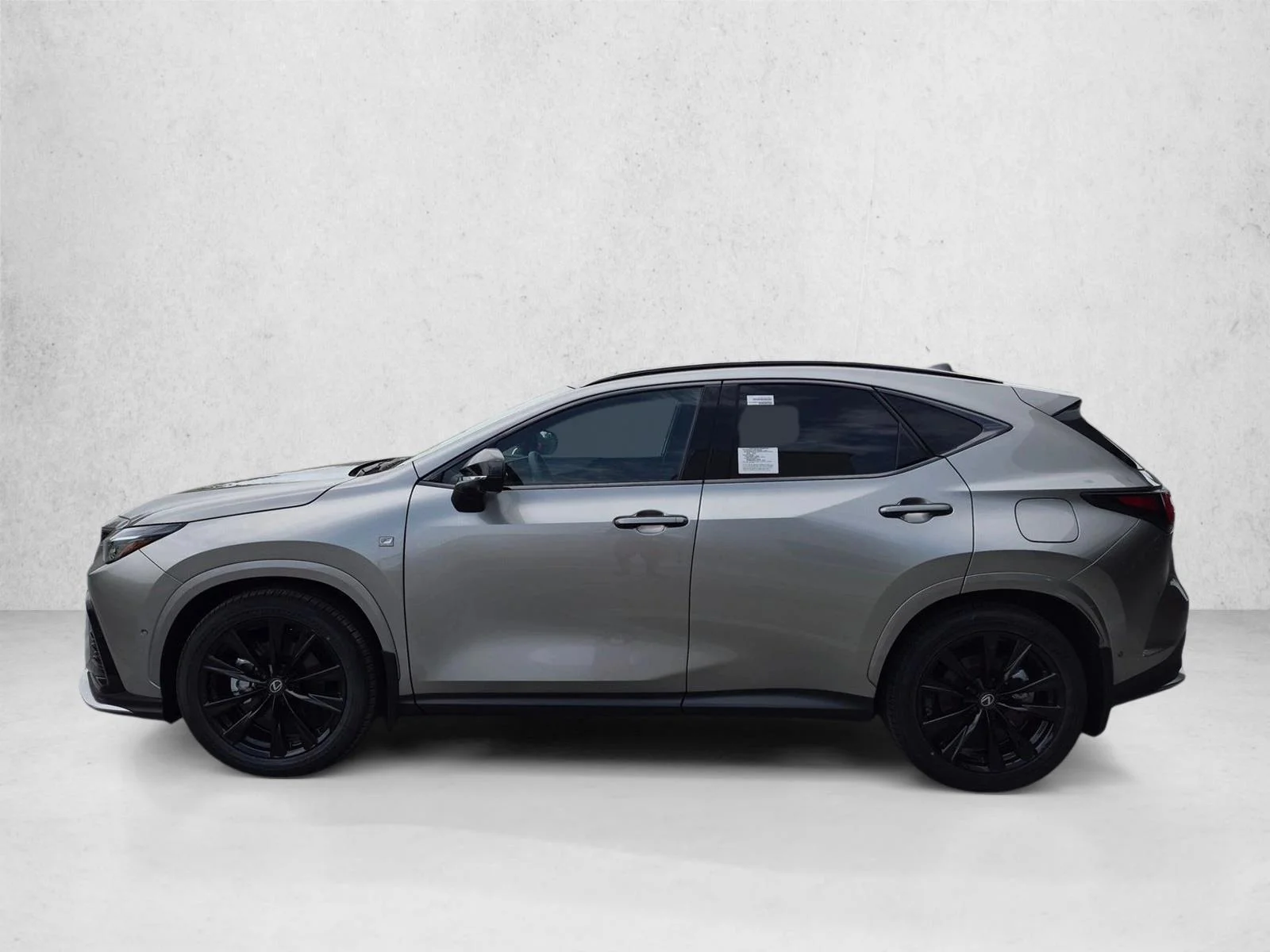 2026 Lexus NX 450h+ F-Sport - Photo 8