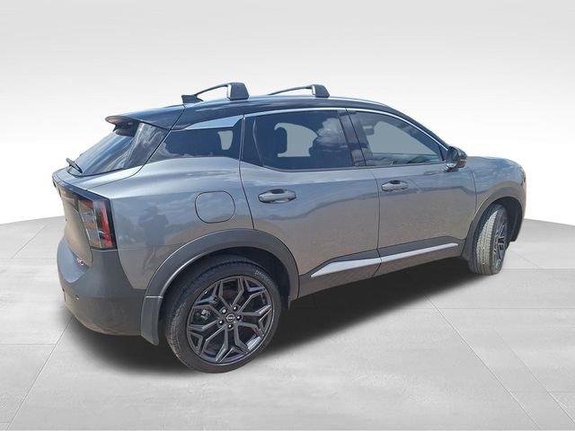 Used 2025 Gray Nissan SR image 8