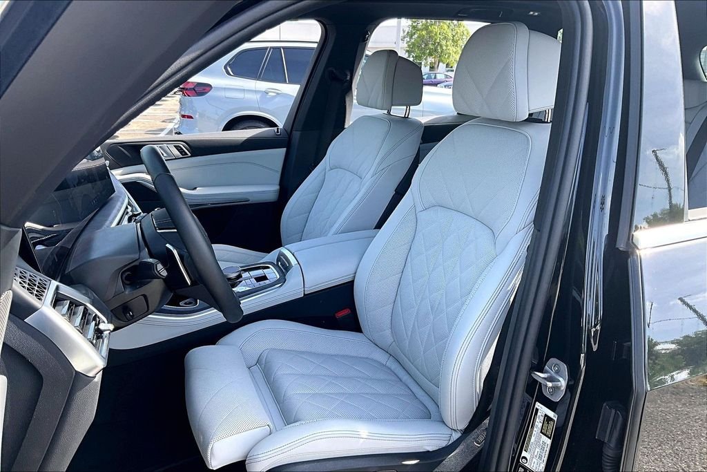 Certified Used 2025 Black BMW xDrive40i image 17