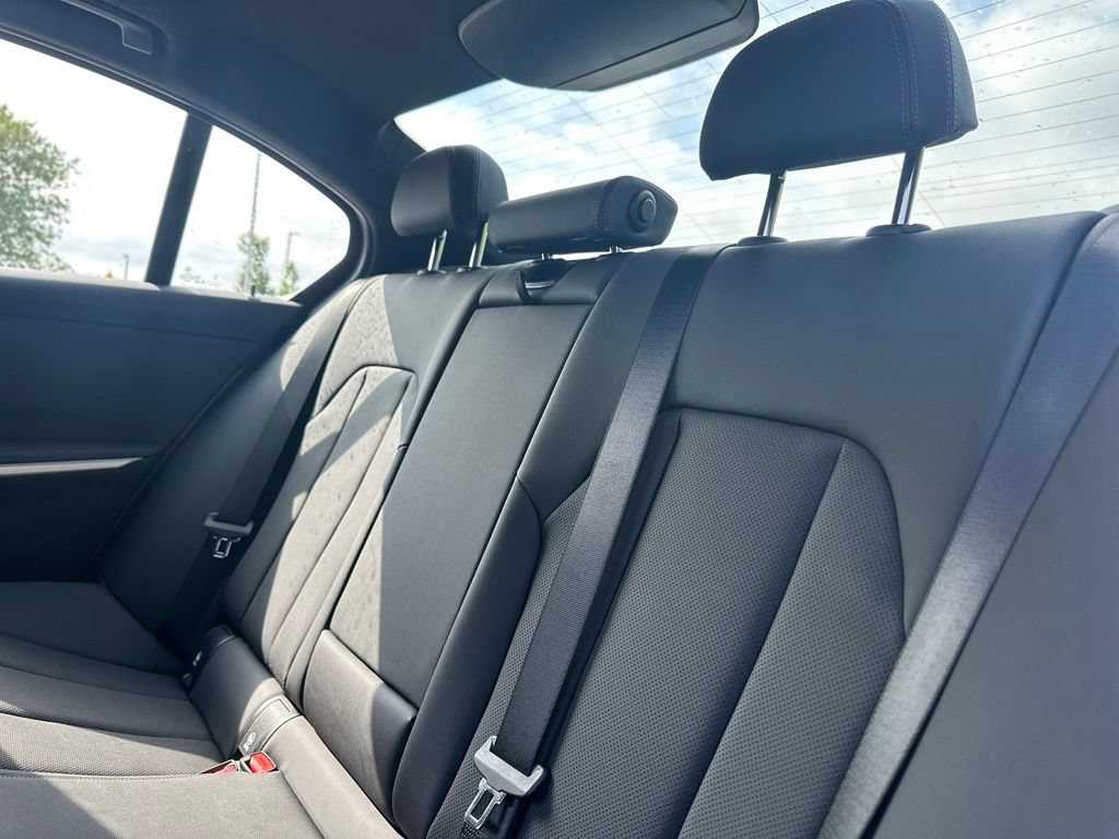 New 2026 Skyscraper Grey Metallic BMW 330i xDrive image 19