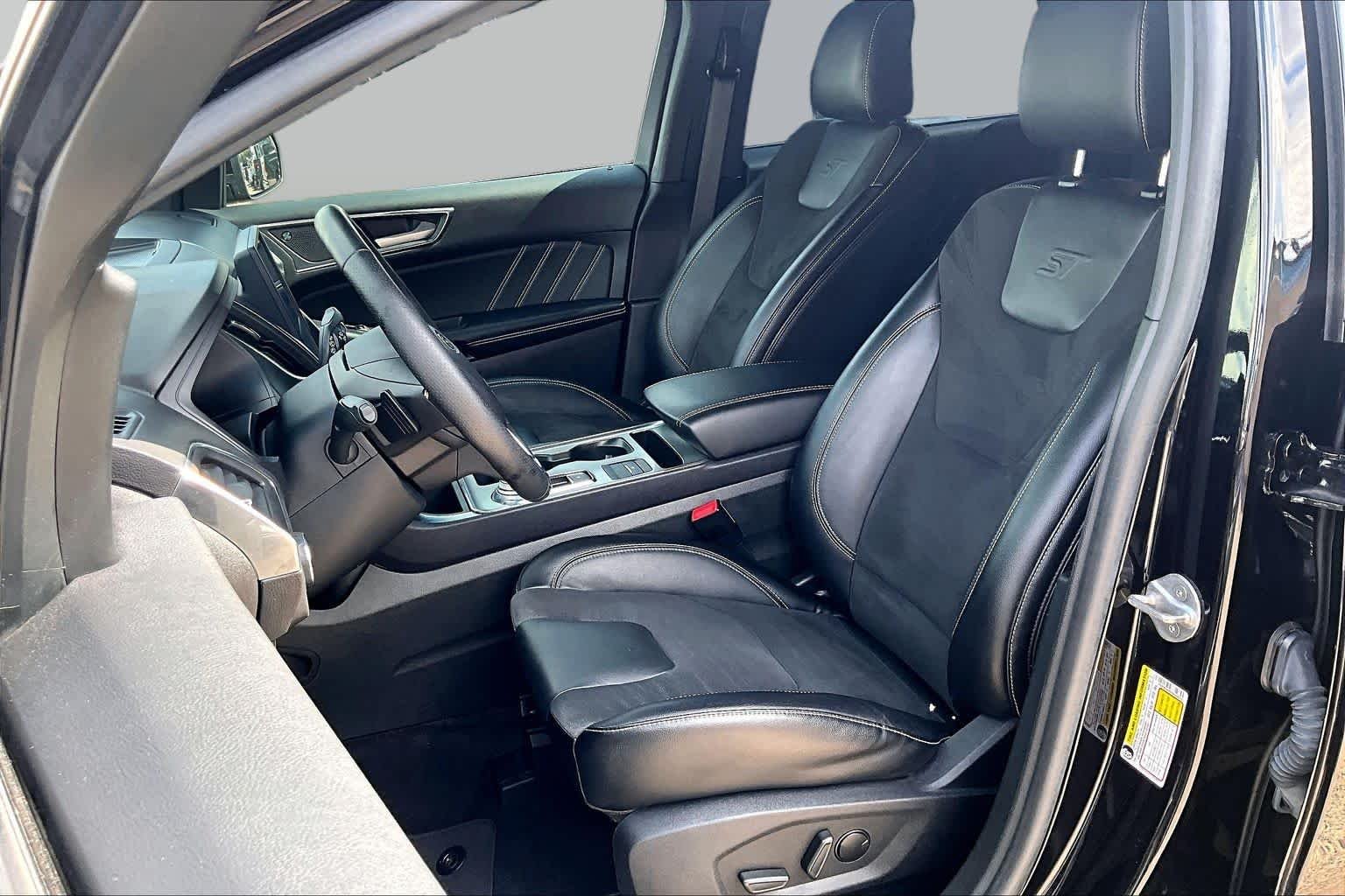 Used 2023 Agate Black Metallic Ford ST image 8