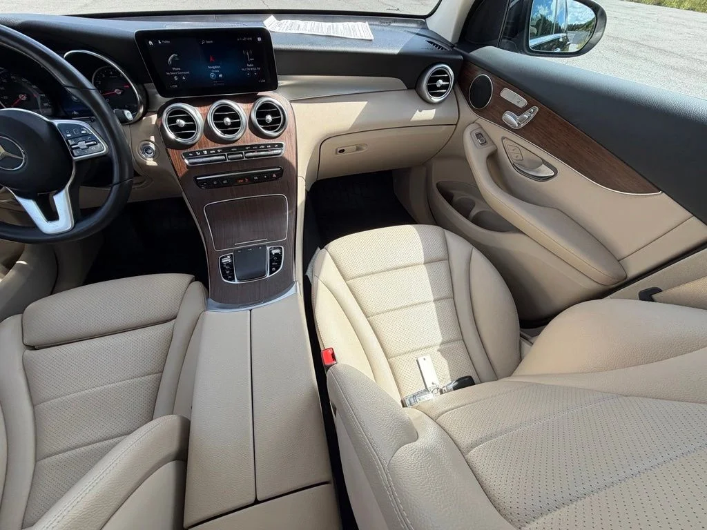 Used 2022 Black Mercedes-Benz GLC 300 image 11