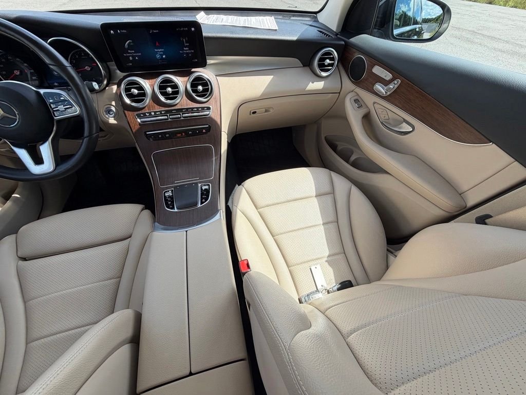 Used 2022 Black Mercedes-Benz GLC 300 image 11