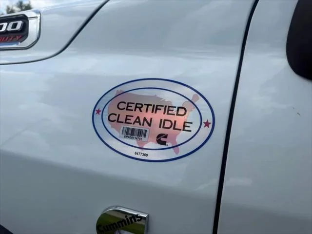 New 2024 Bright White Clear-Coat Exterior Paint RAM TRADESMAN image 12