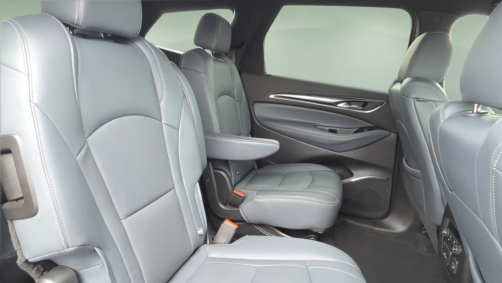 Used 2024 White Buick Premium Group image 18