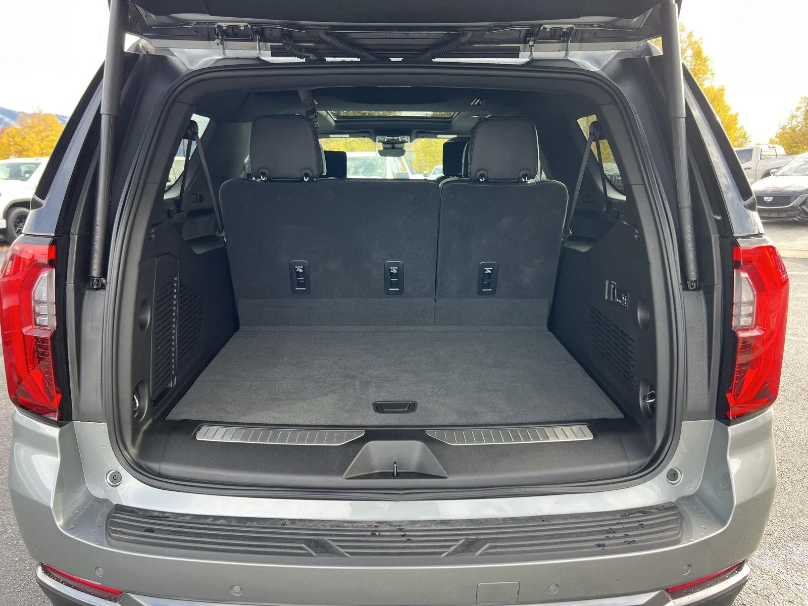 2026 GMC Yukon XL AT4 - Photo 6
