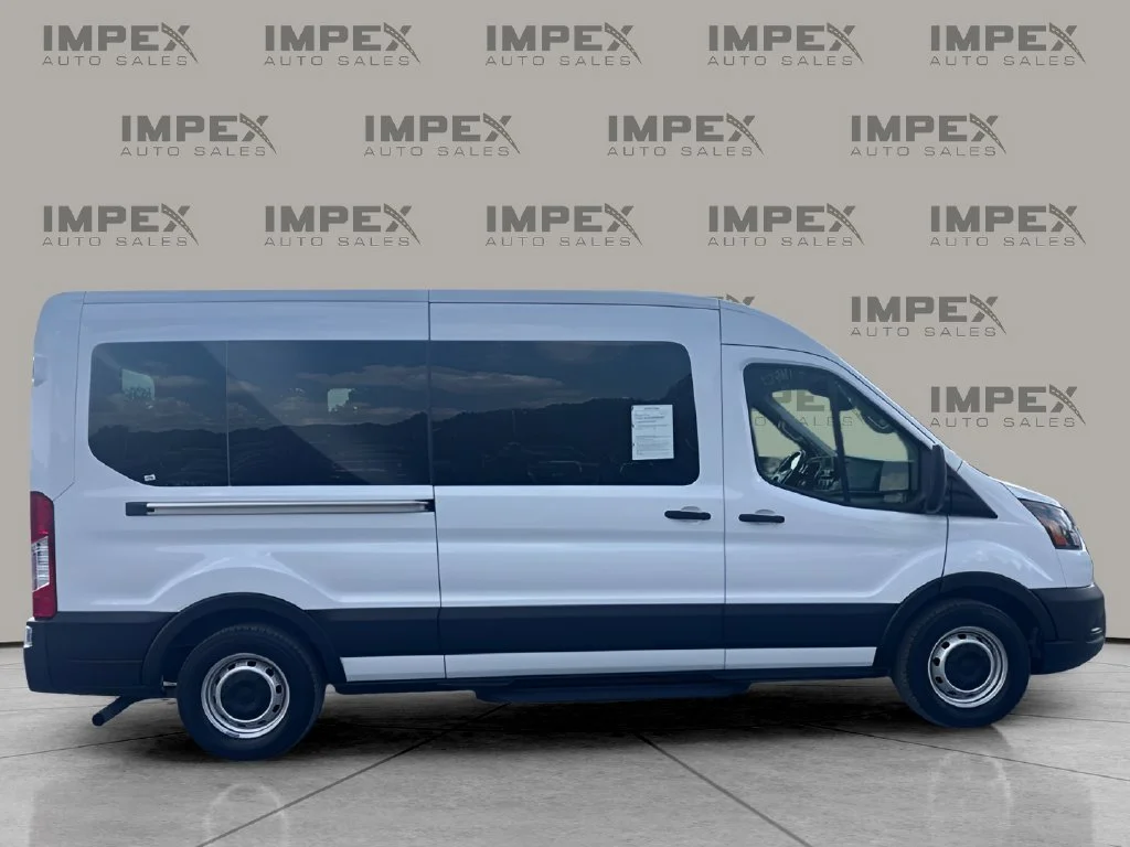 Used 2023 White Ford XL image 6