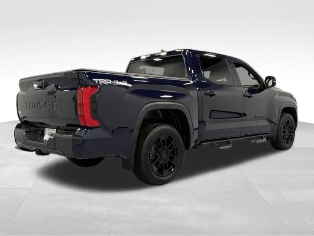Used 2025  Toyota Limited image 9