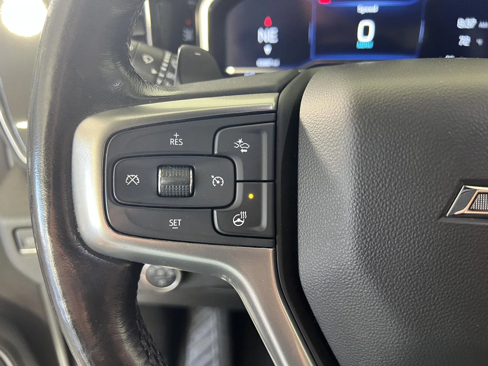 Used 2022 SILVER ICE METALLIC Chevrolet RST image 12
