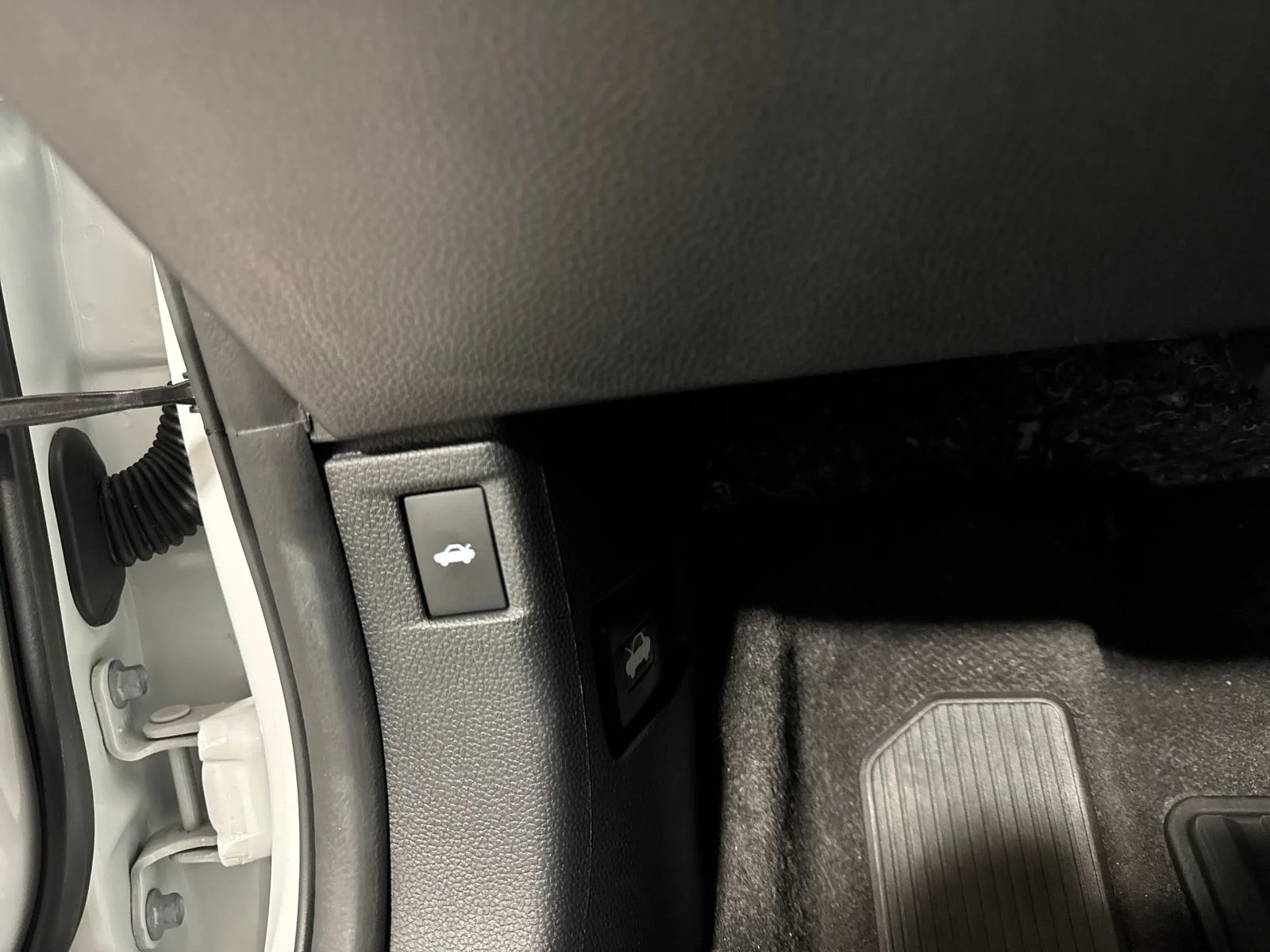 2024 Honda Accord EX - Photo 17