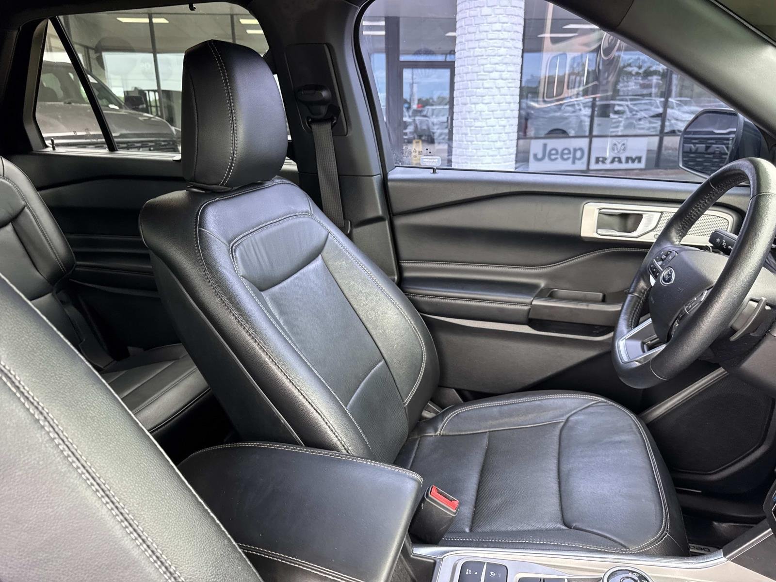 Used 2020 Silver Ford Limited image 10