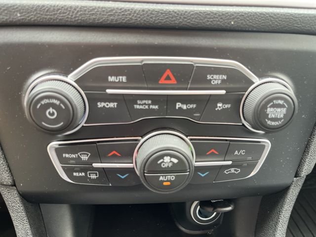 Used 2023 F8 Green Dodge R/T image 19