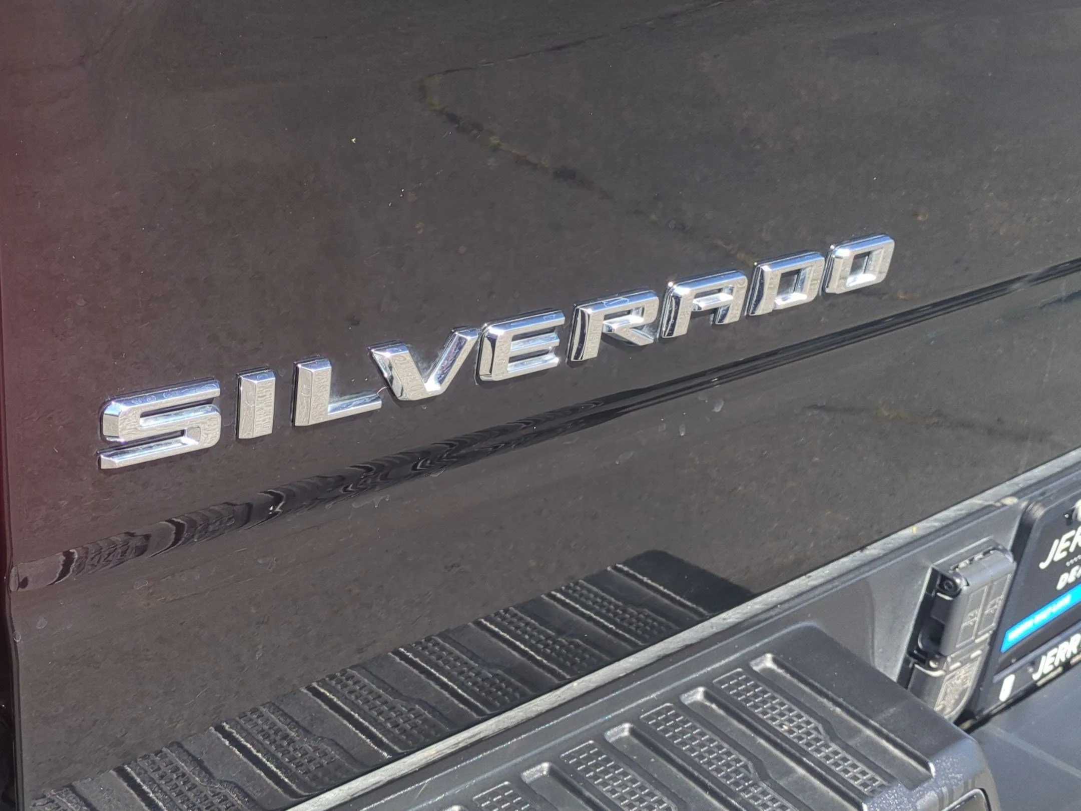 Used 2022 Black Chevrolet RST image 26
