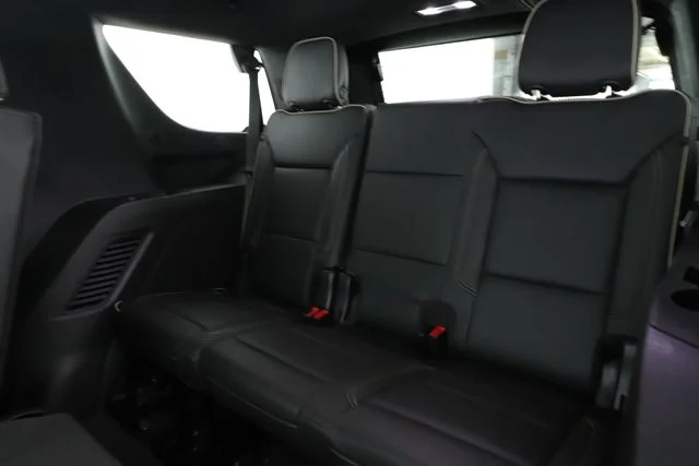 Used 2022 Black GMC SLT image 29