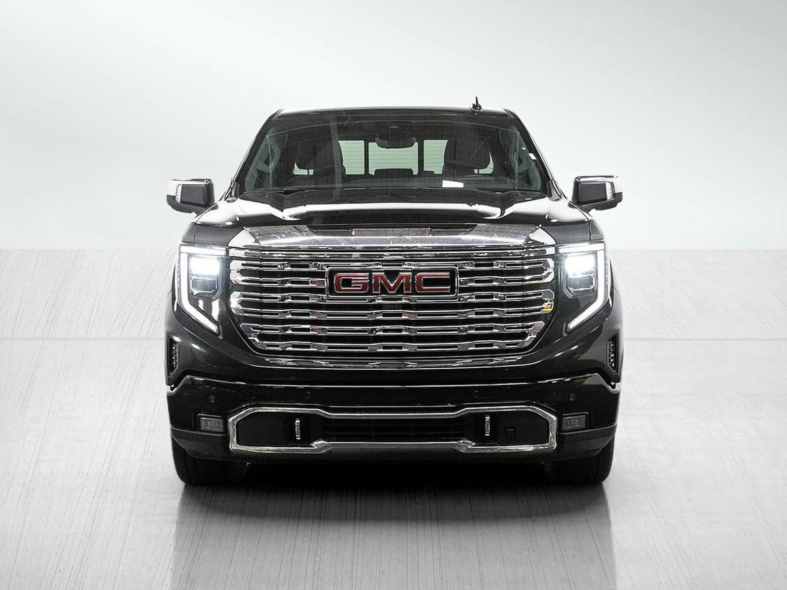 Used 2024 Onyx Black GMC Denali image 8