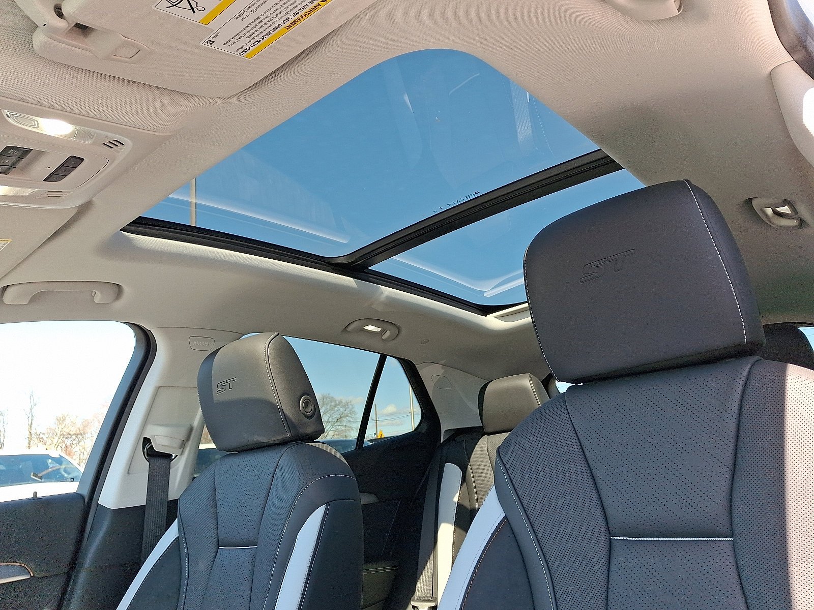 2026 Buick Envision Sport Touring - Photo 9