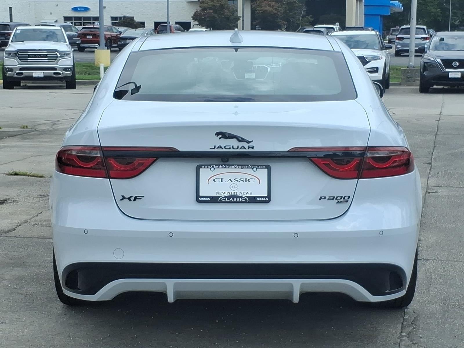 Used 2021 Yulong White Metallic Jaguar R-Dynamic SE image 8
