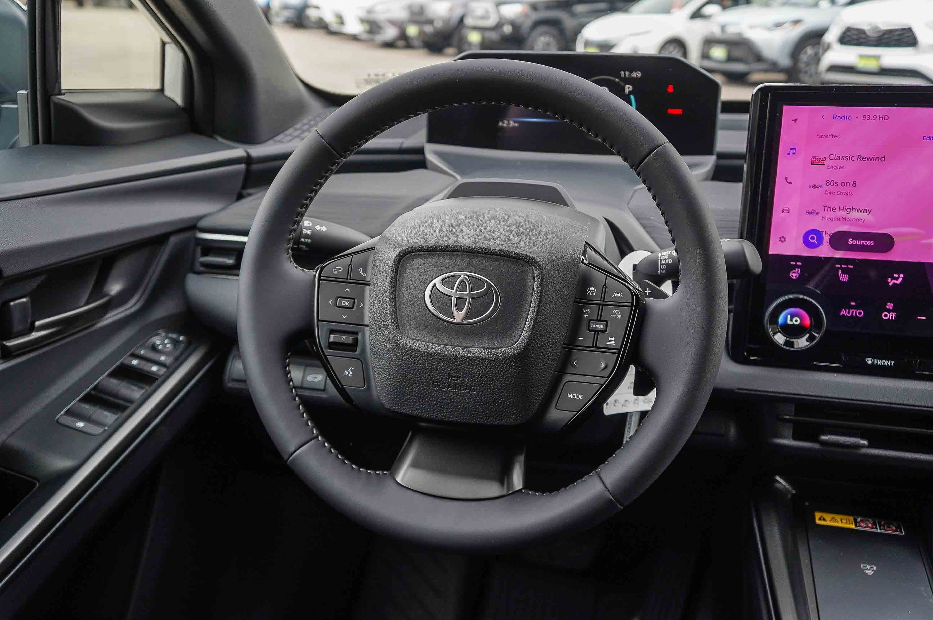 2026 Toyota C-HR SE - Photo 15