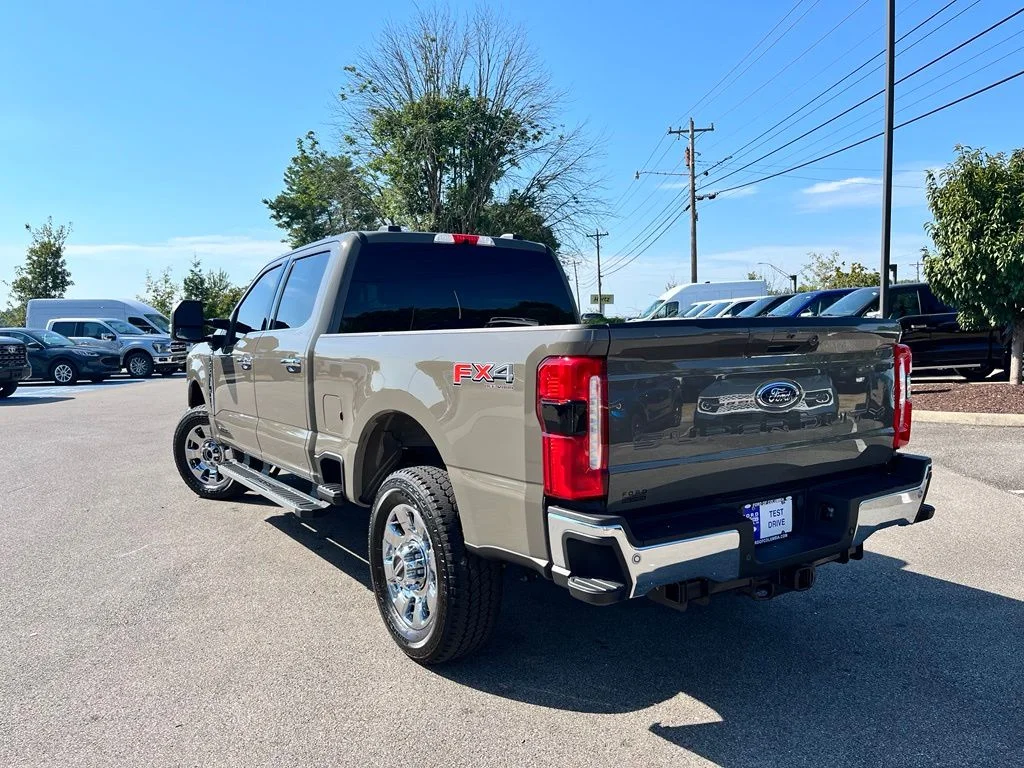 Used 2026 Gray Ford Lariat image 4