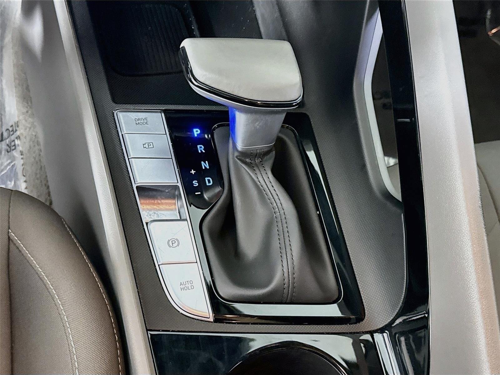 Used 2024 Intense Blue Hyundai SEL image 19