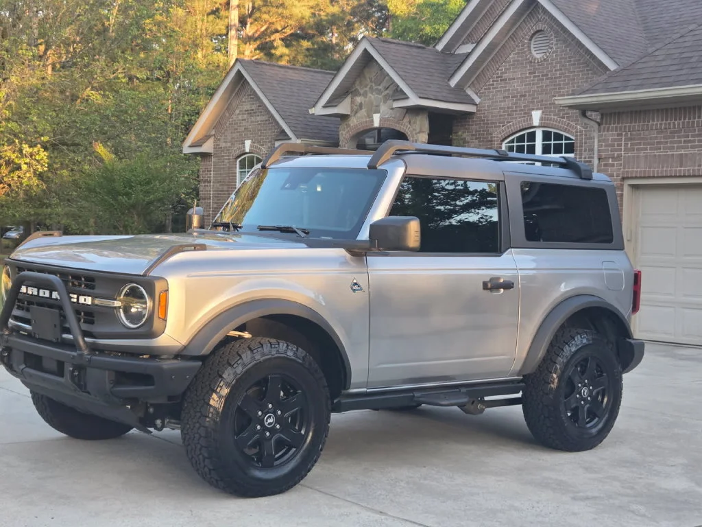 2024 Ford Bronco 2-Door Black Diamond