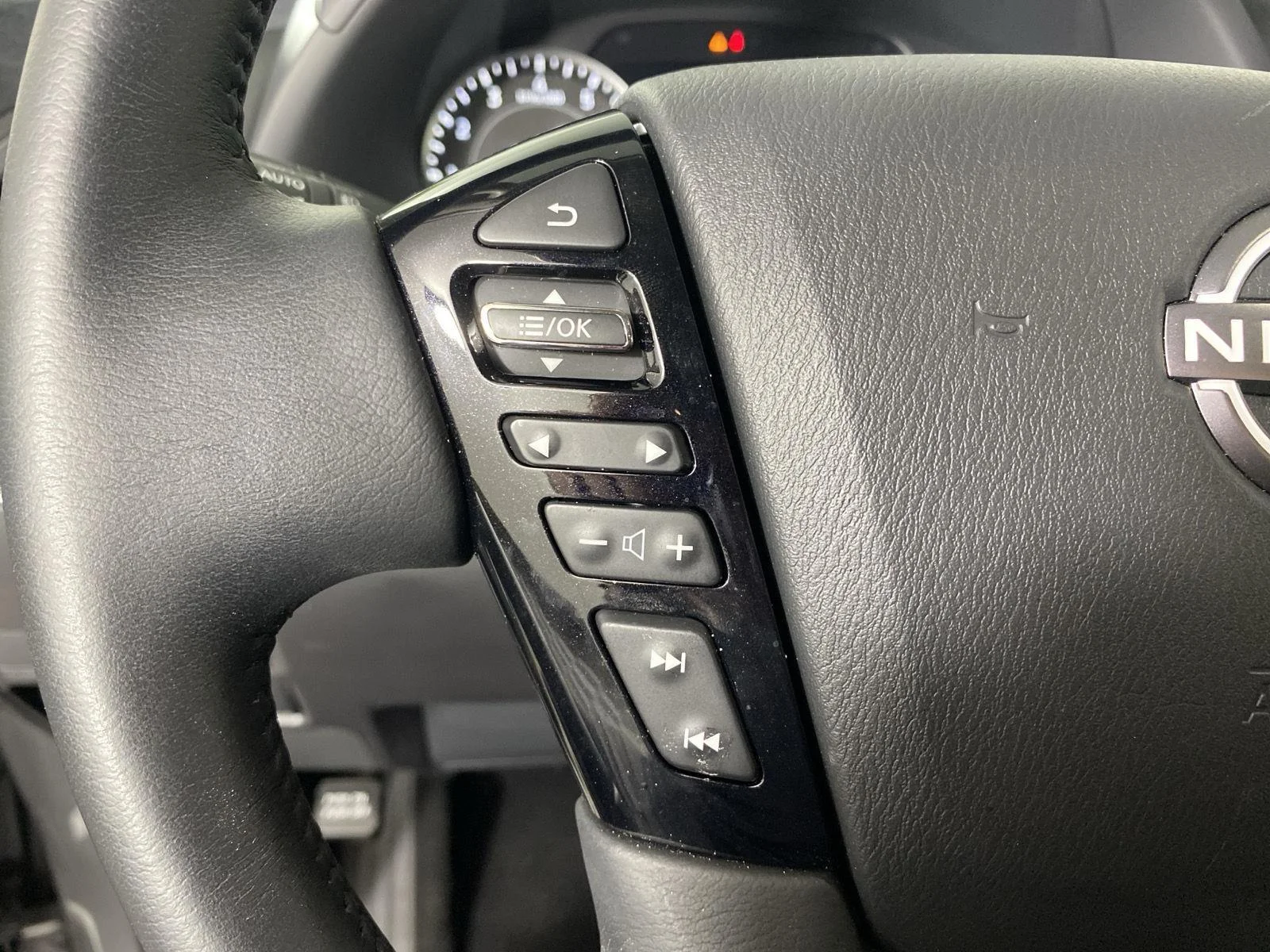 Used 2024 Gun Metallic Nissan SV image 16