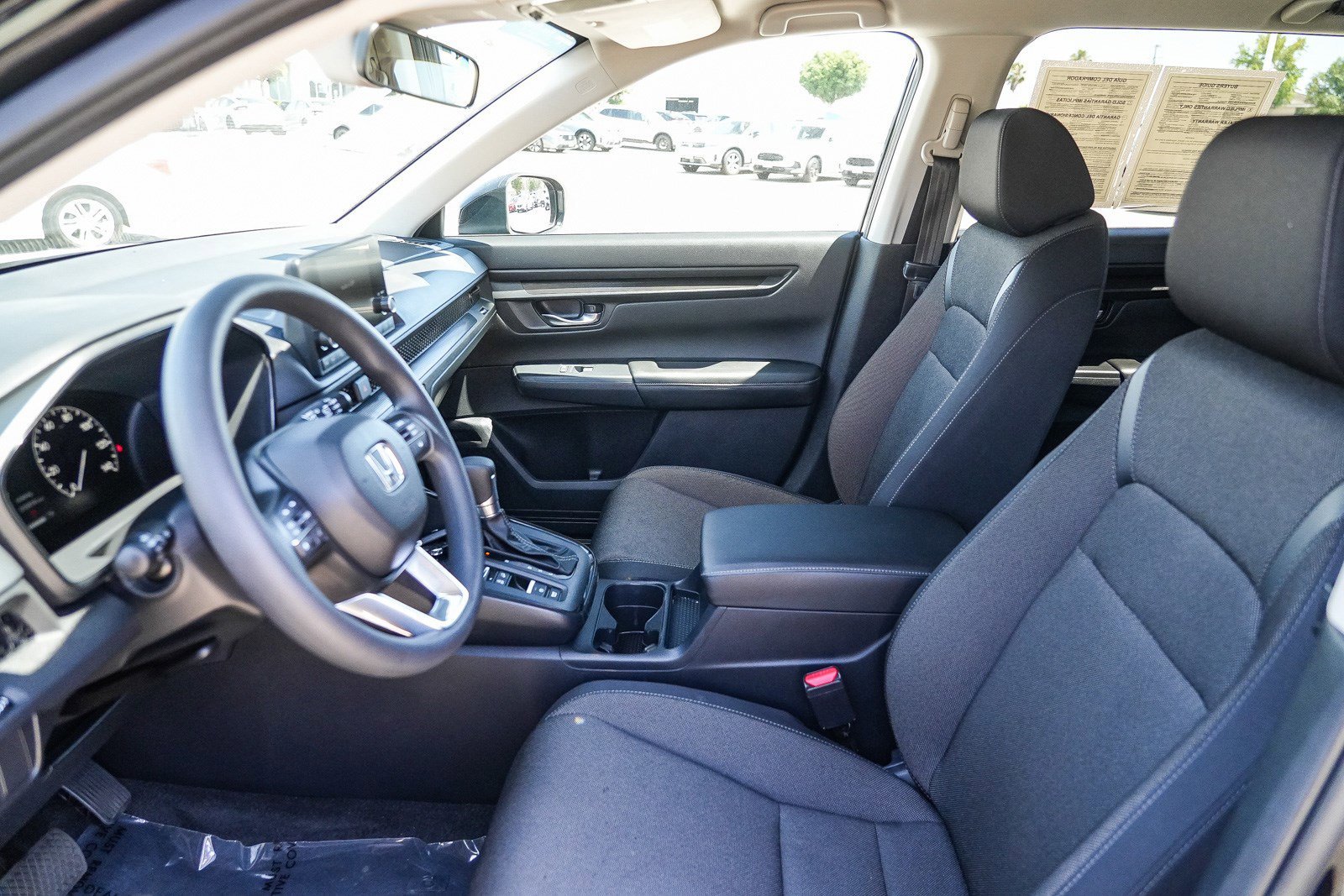 2025 Honda CR-V LX - Photo 45