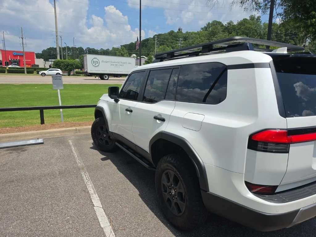 Used 2025 White Pearl Lexus 550 Overtrail image 8