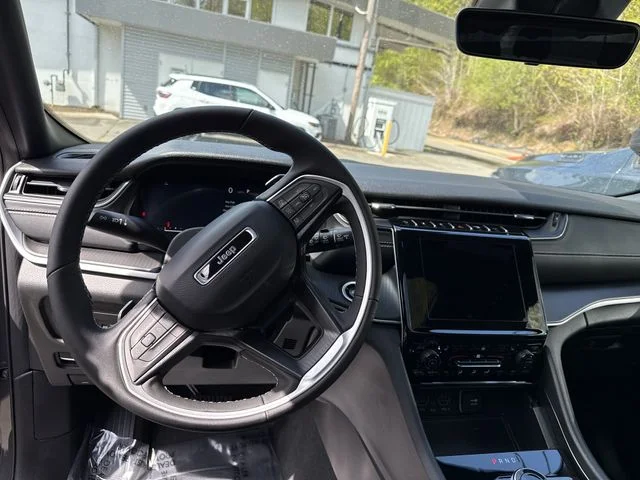2025 Jeep Grand Cherokee L Altitude - Photo 18