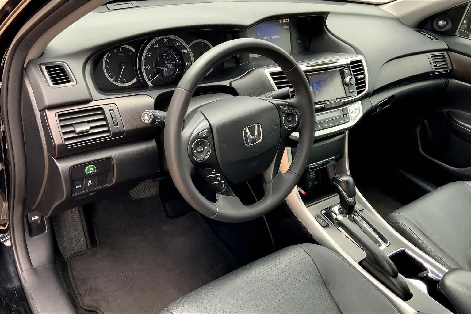 Used 2014 Crystal Black Pearl Honda EX-L image 15