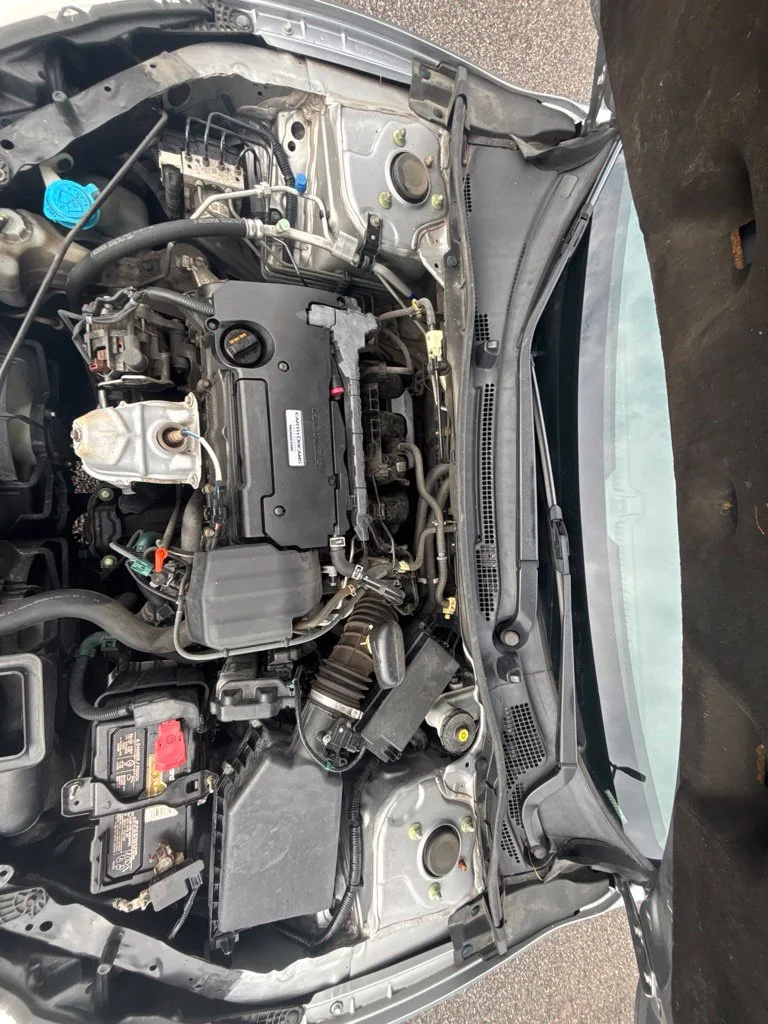 Used 2017 Silver Honda LX image 9