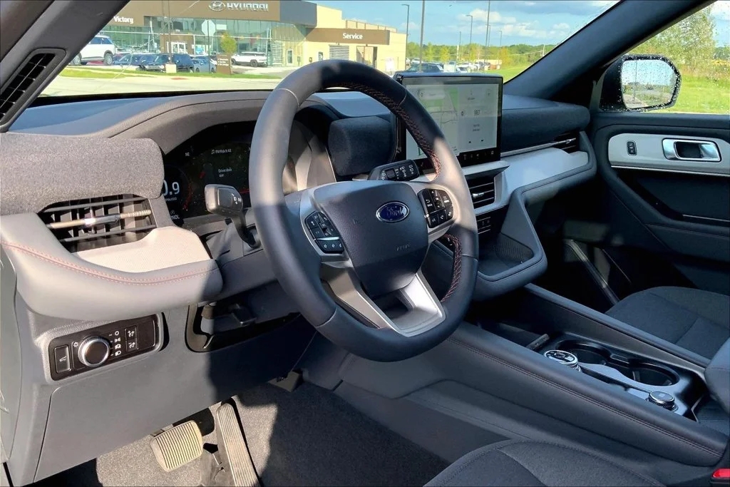 New 2027 Gray Ford Active image 6