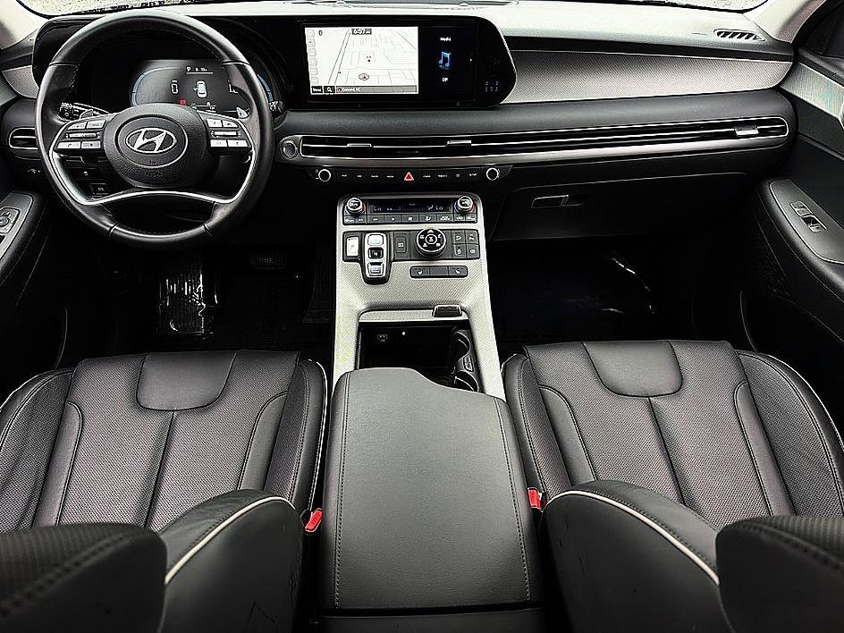 Used 2023 Abyss Black Pearl Hyundai SEL image 7