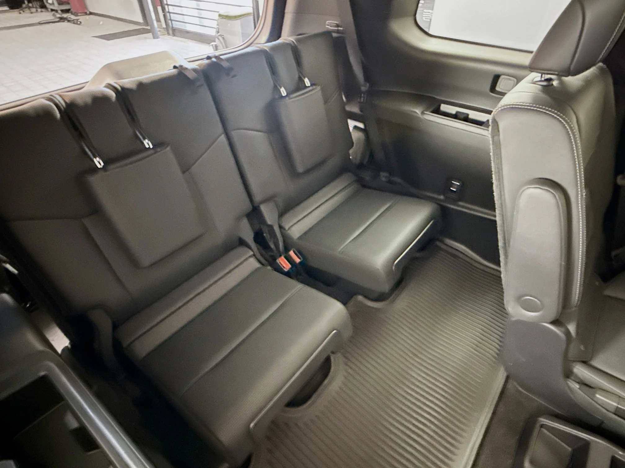 Certified Used 2025 NIGHTFALL MICA Lexus 550 Luxury+ image 26