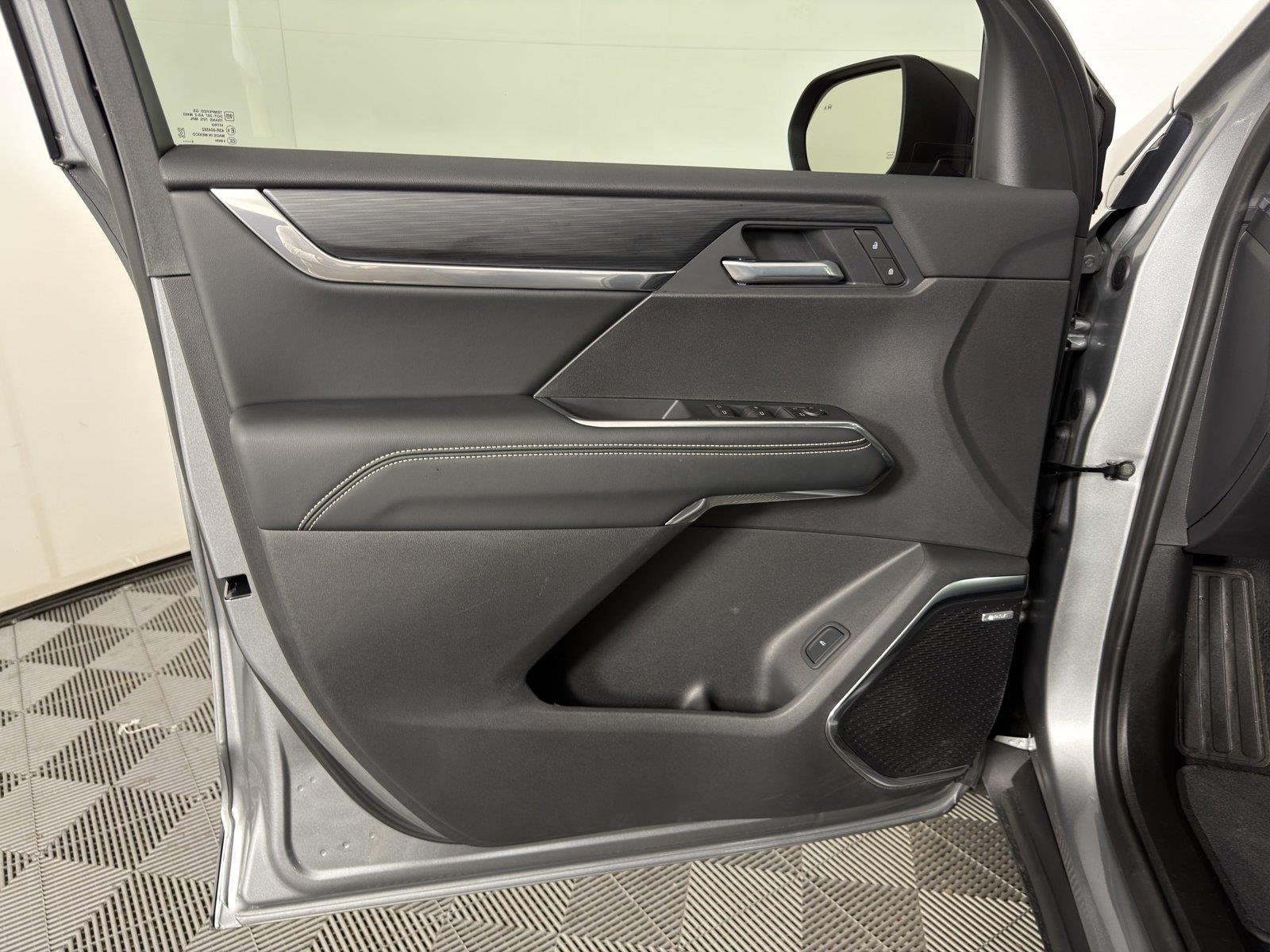 2026 GMC Acadia Elevation - Photo 8