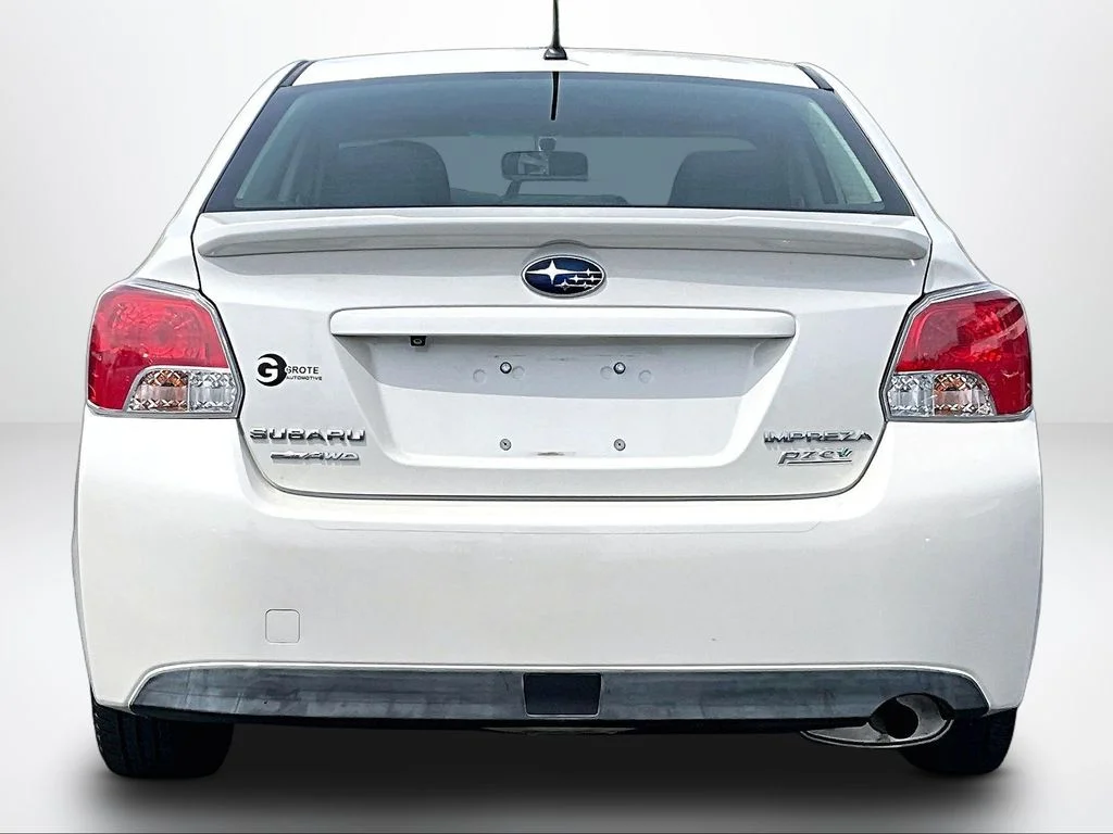 Used 2015 White Subaru 2.0i Premium image 5