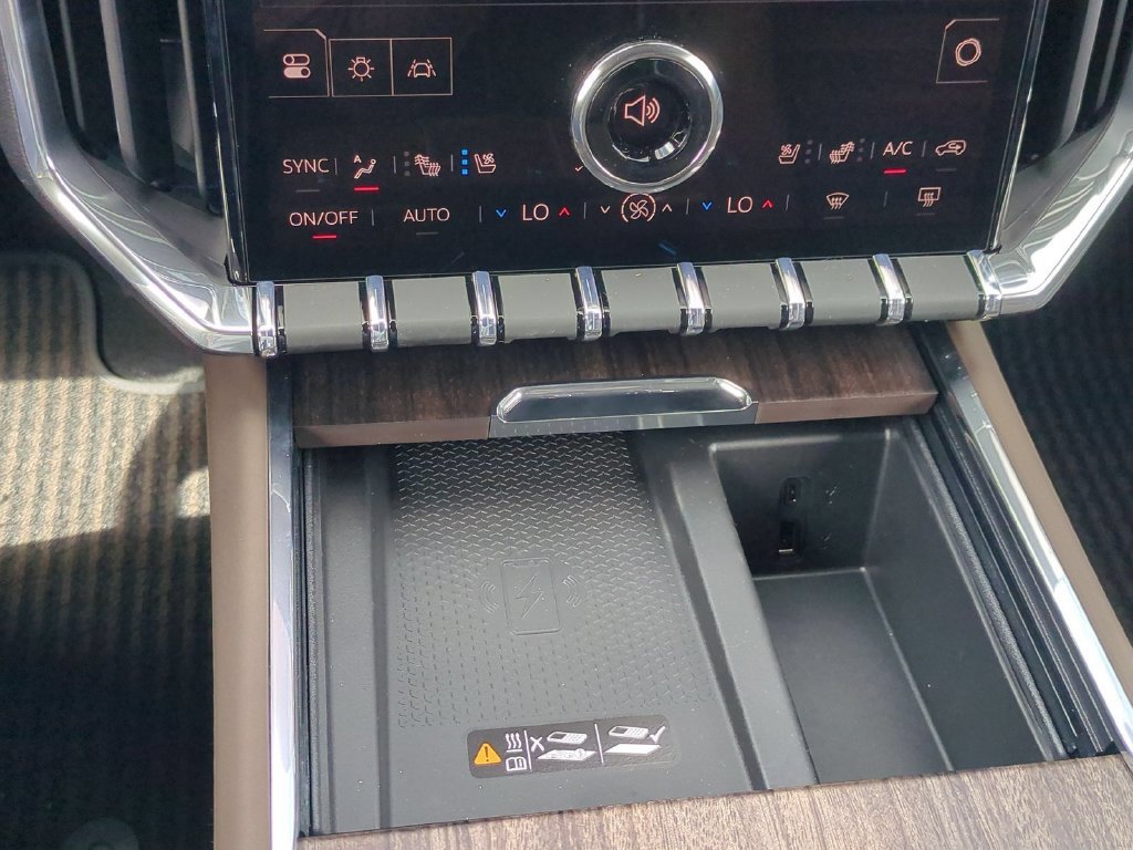 New 2026 Glacier White Tricoat GMC Denali Ultimate image 16