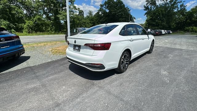 Used 2024 White Volkswagen 1.5T Sport image 7