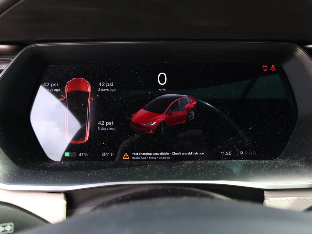 Used 2019 Red Tesla  image 45