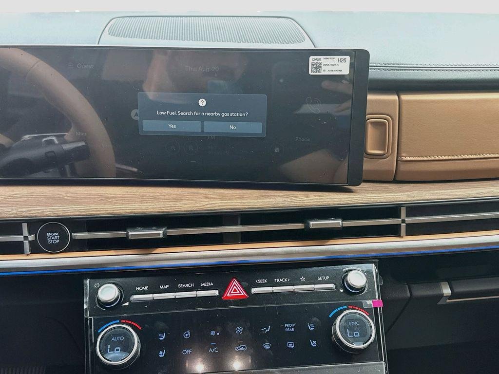 New 2027 Ecotronic Gray Hyundai Limited FWD image 10