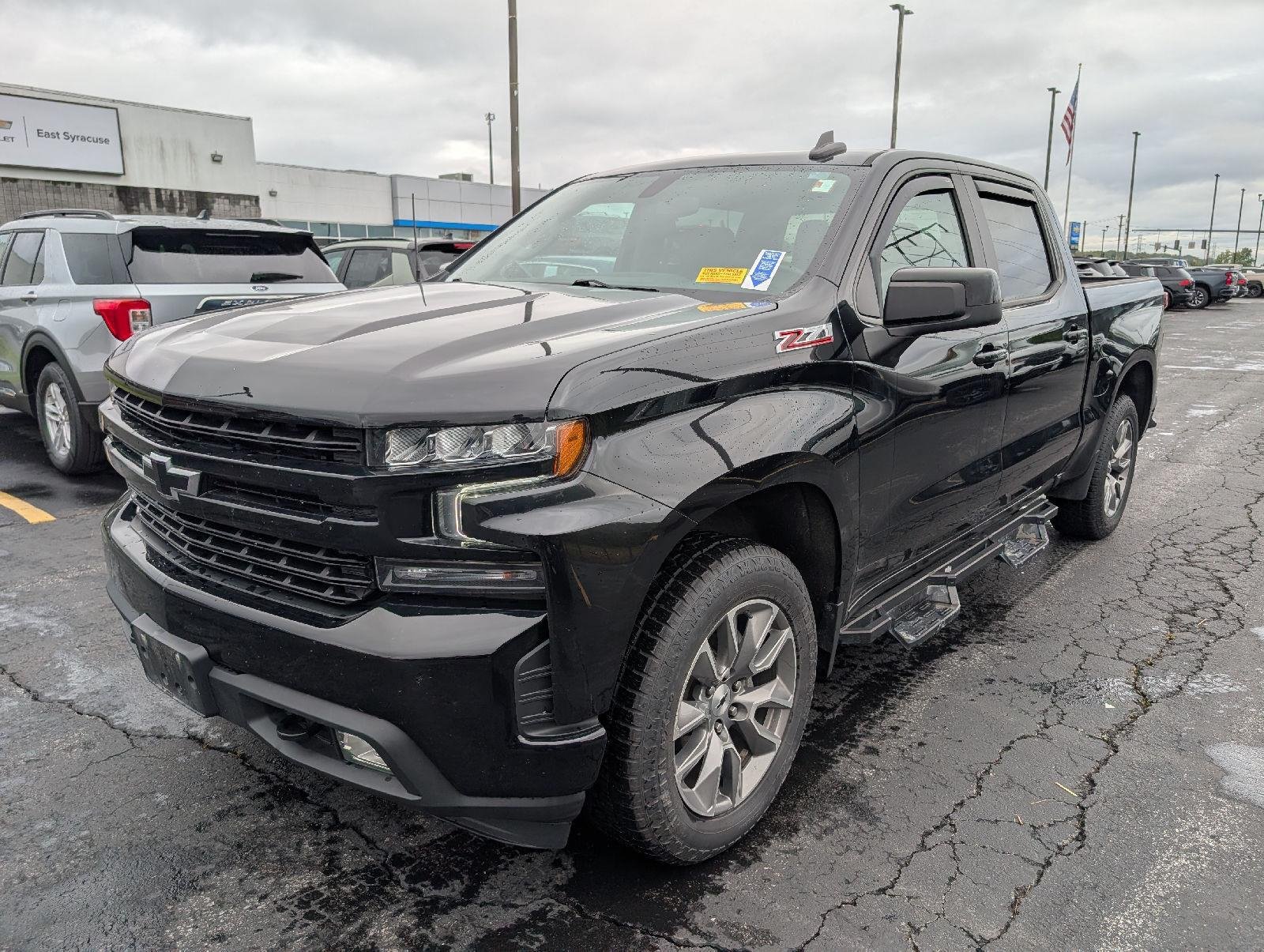 Used 2021 Black Chevrolet RST image 4