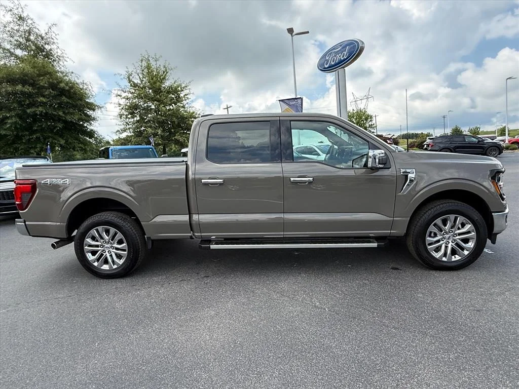 Certified Used 2025 Gray Ford XLT image 8