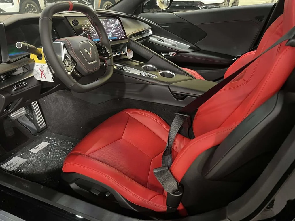 2027 Chevrolet Corvette 1LT - Photo 15