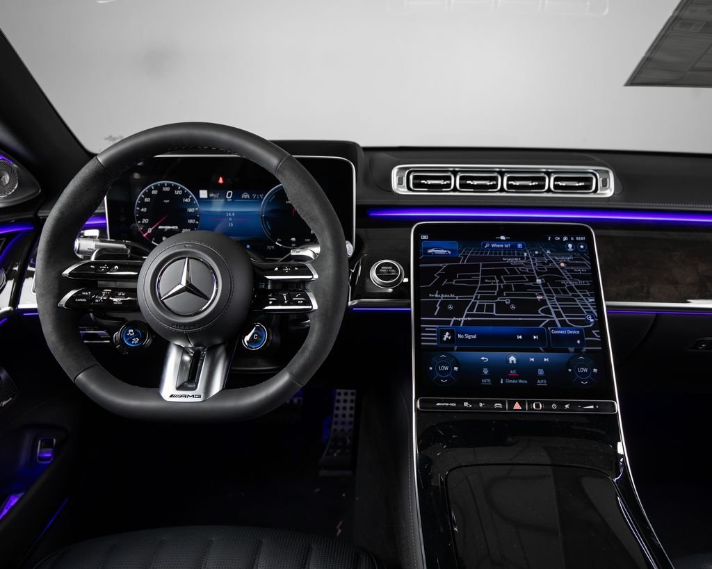New 2026 MANUFAKTUR Night Black Magno Mercedes-Benz S 63 E AMG® image 8