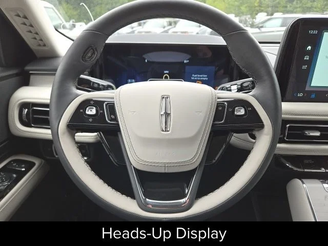 New 2027 Whisper Blue Metallic Clearcoat Lincoln Reserve image 17