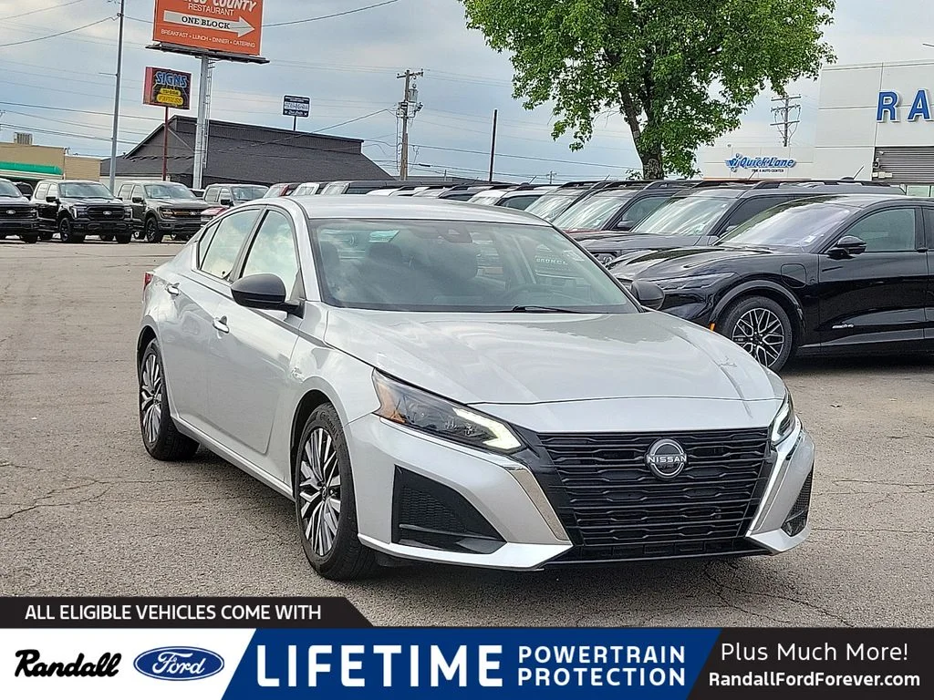 2025 Nissan Altima 2.5 SV's photo