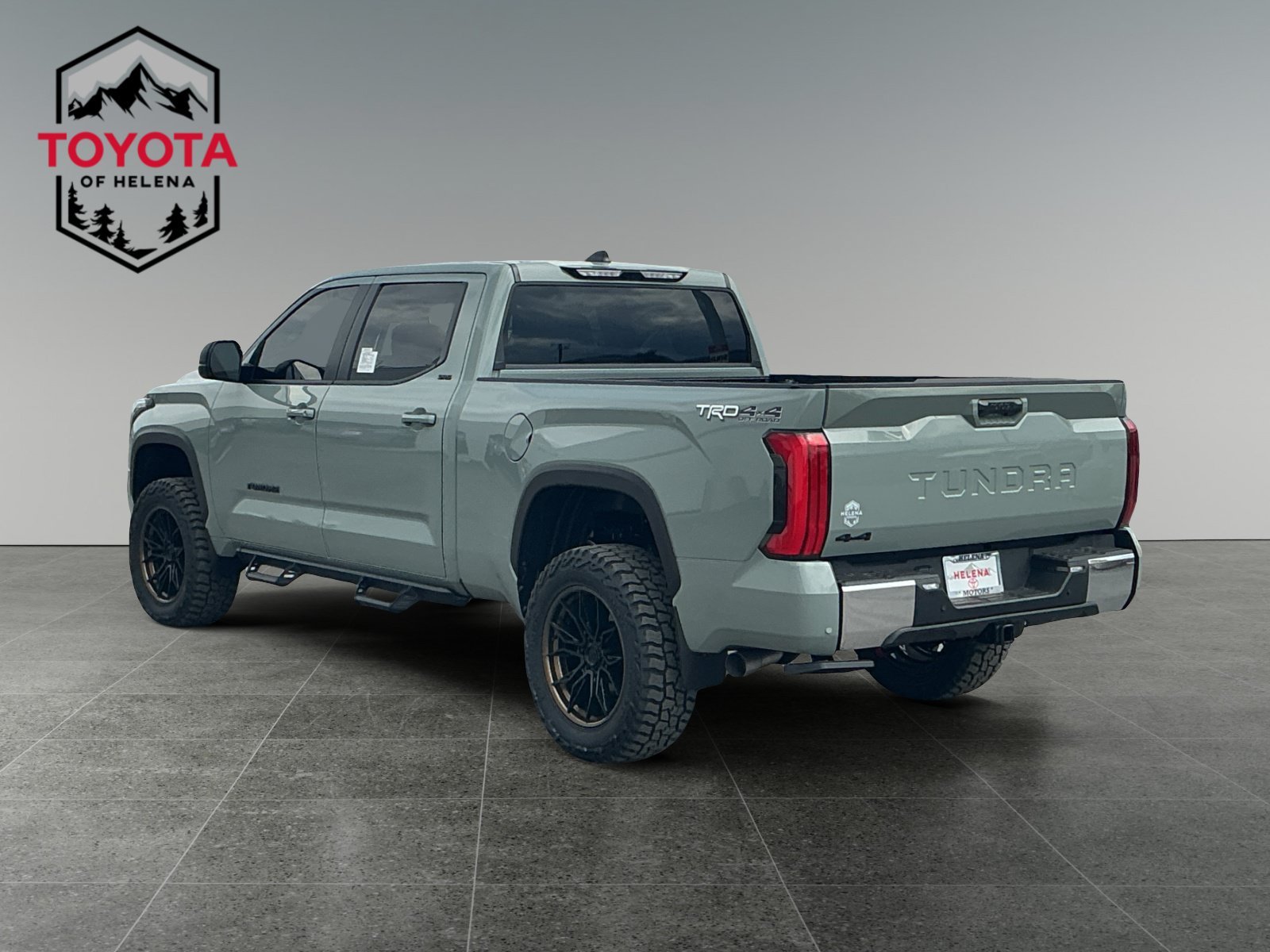 New 2026 Lunar Rock Toyota SR5 image 3